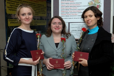 Викладачі кафедри (зліва на право): Парфьонова Т.О., Ємець Ол-ра О., Черненко О.О.